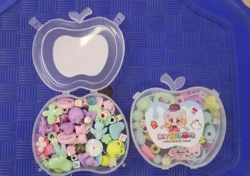  DIY children's bead set for making jewelry. 